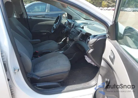 2016 Chevrolet Sonic Ls Auto z USA, uszkodzony, nr VIN 1G1JA6SH7G4172738